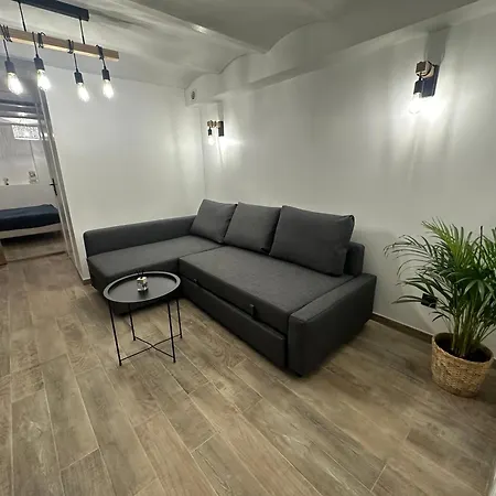 Appt 5 Min De La Holiday home *
